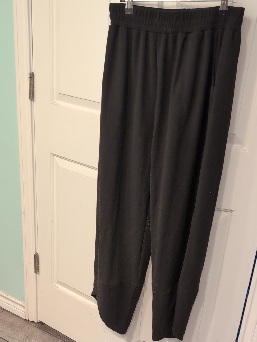 HALARA Black Relaxed Track Pants with Elastic Waist